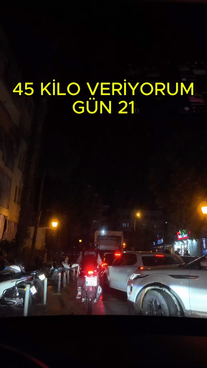 Kilo 134 ama vücut diyor ki: ‘Kardeşim biz artık daha fitiz!’ 😏💪 716 kalori yakıldı, boks tam gaz devam! 🥊 Ölçüler küçülüyor, moral yükseliyor! 🔥