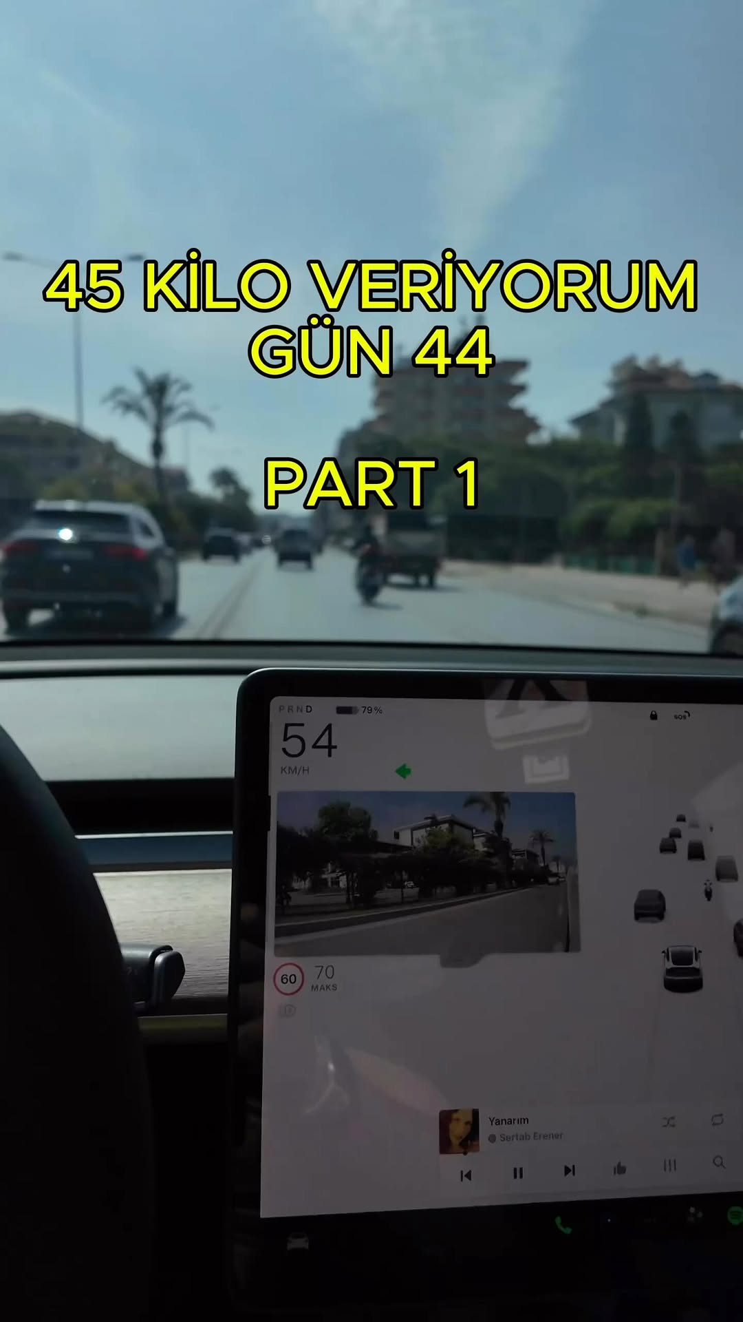 Gün 44. Fitness antrenmanını tamamladım 🏋️‍♂️ 935 kalori yaktım 🔥 Bugün de kendime verdiğim sözü tuttum. Yarım iş yok, öğleden sonra boksla devam edeceğim 🥊